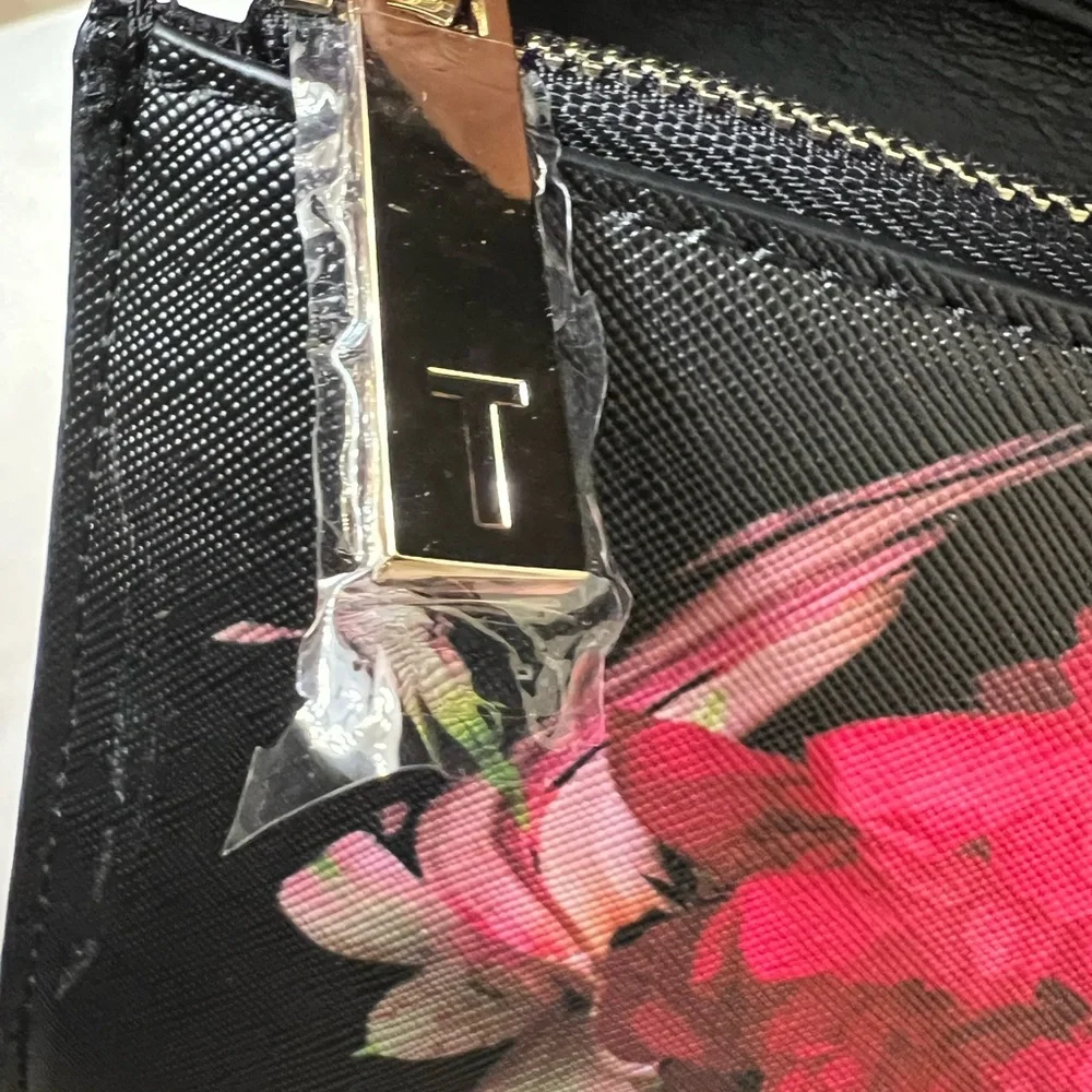 Ted Baker Lock & Key Crossbody Bag NWT - Picture 10 of 13